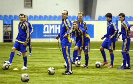 U-19. Бущан, Хльобас та Хобленко готуються до матчу проти Німеччини