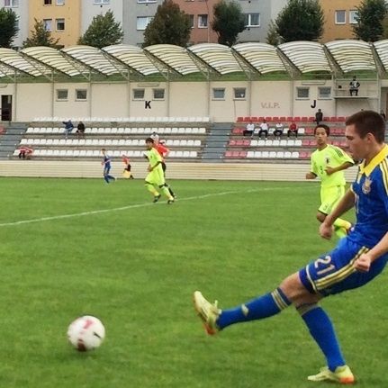 Шестеро динамівців почали з поразки з Україною U-18 турнір у Чехії