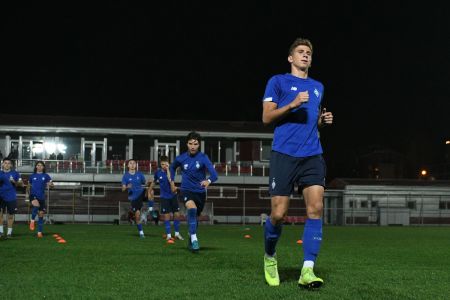 «Динамо» (U19) провело передматчеве тренування в Скоп'є