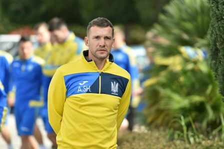 Andriy Shevchenko calls up eight Dynamo players to the national team. First call-up for Shaparenko!