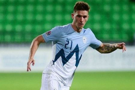 Verbic performs for Slovenia against Azerbaijan