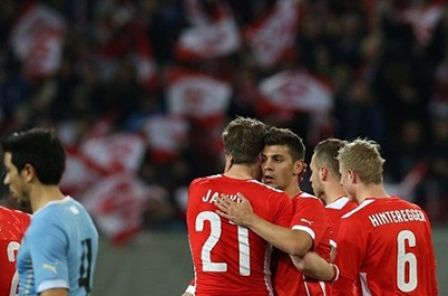 Dragovic helps Austria to draw against Uruguay