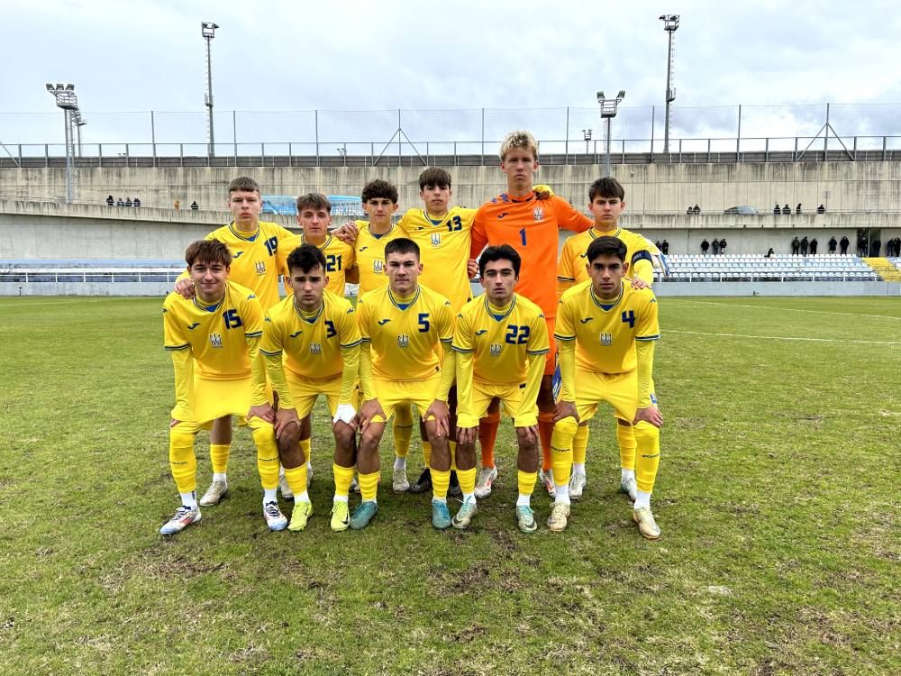 Pavlo Liusin plays for Ukraine U17 in a friendly against Croatia