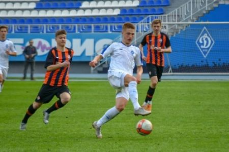 Чемпіонат ДЮФЛУ U-17. «Динамо» – «Шахтар» –  2:0