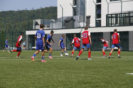 «Динамо» U16 здобуло дві перемоги з великим рахунком та вийшли на перше місце Ruh Cup