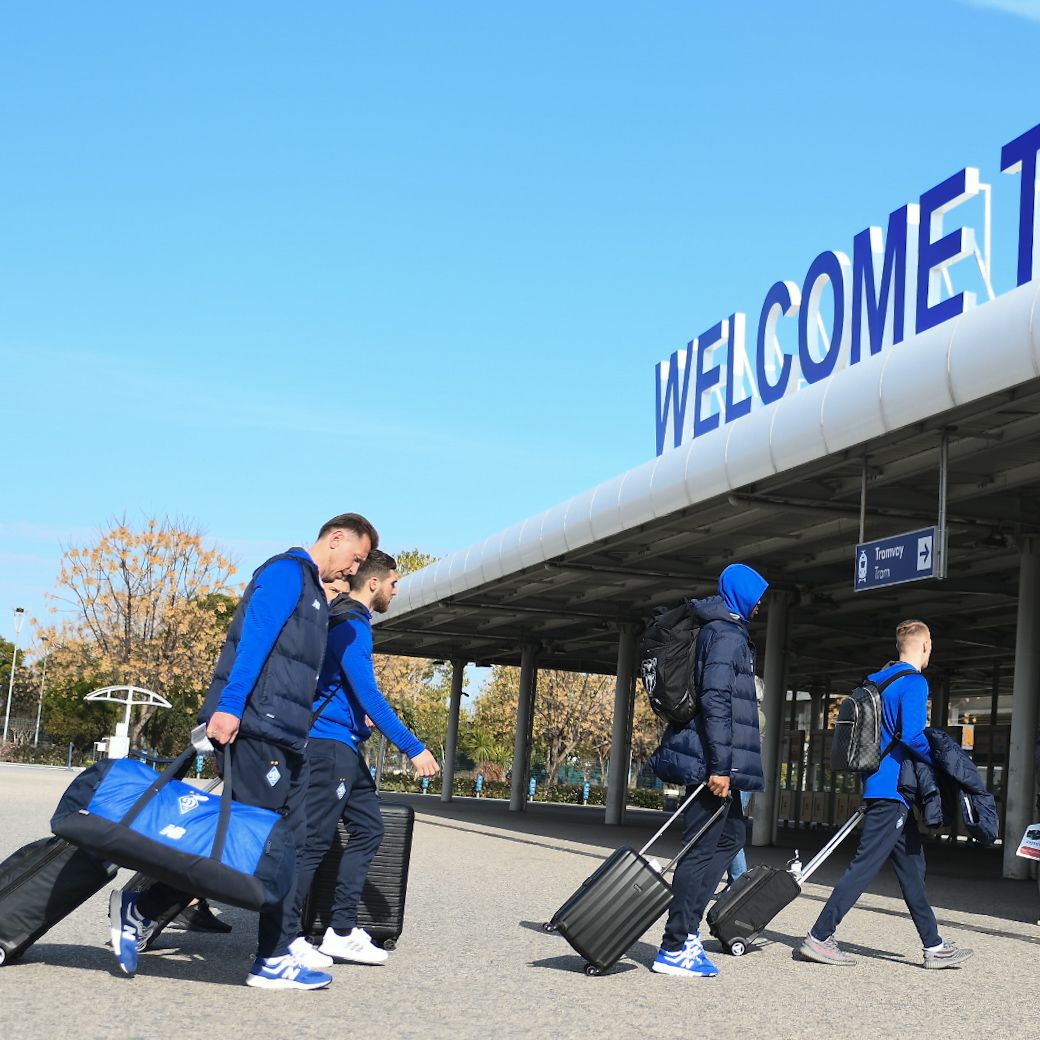 Dynamo arrive in Turkey (VIDEO)