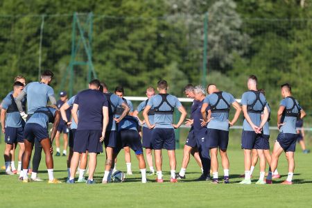 У яких умовах живуть і тренуються динамівці: погляд ізсередини (ВІДЕО)