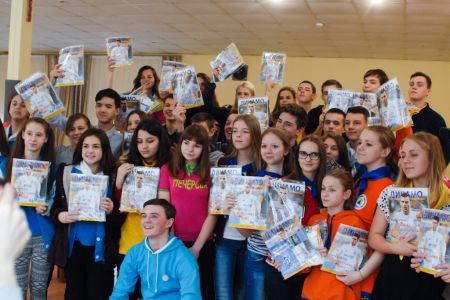 Leaders of Kyiv schools support Dynamo Fan-club projects