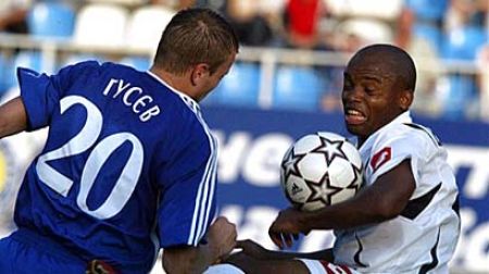 Arsenal vs. Dynamo. Ref appointments