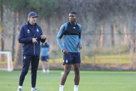 Ime Okon participates in Dynamo training camp