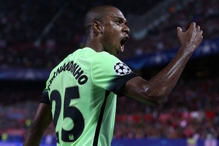 Fernandinho: «It is not finished yet»