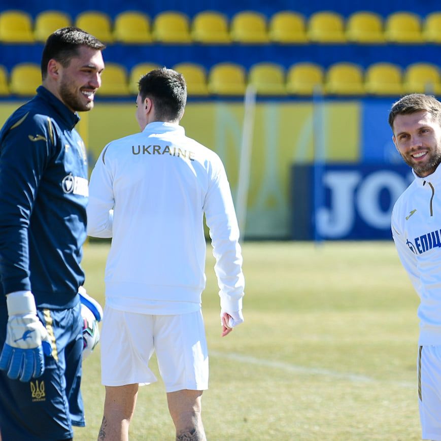 Ukraine with nine Dynamo players go to France