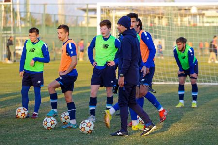 «Динамо» U19 в Туреччині: ігрові вправи в режимі двохразових тренувань