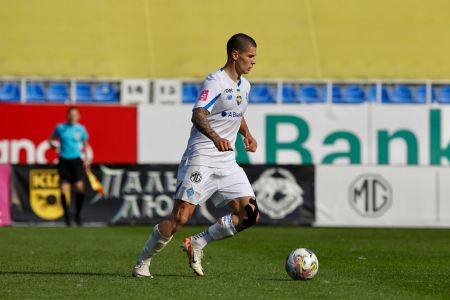 100 appearances of Denys Popov for Dynamo