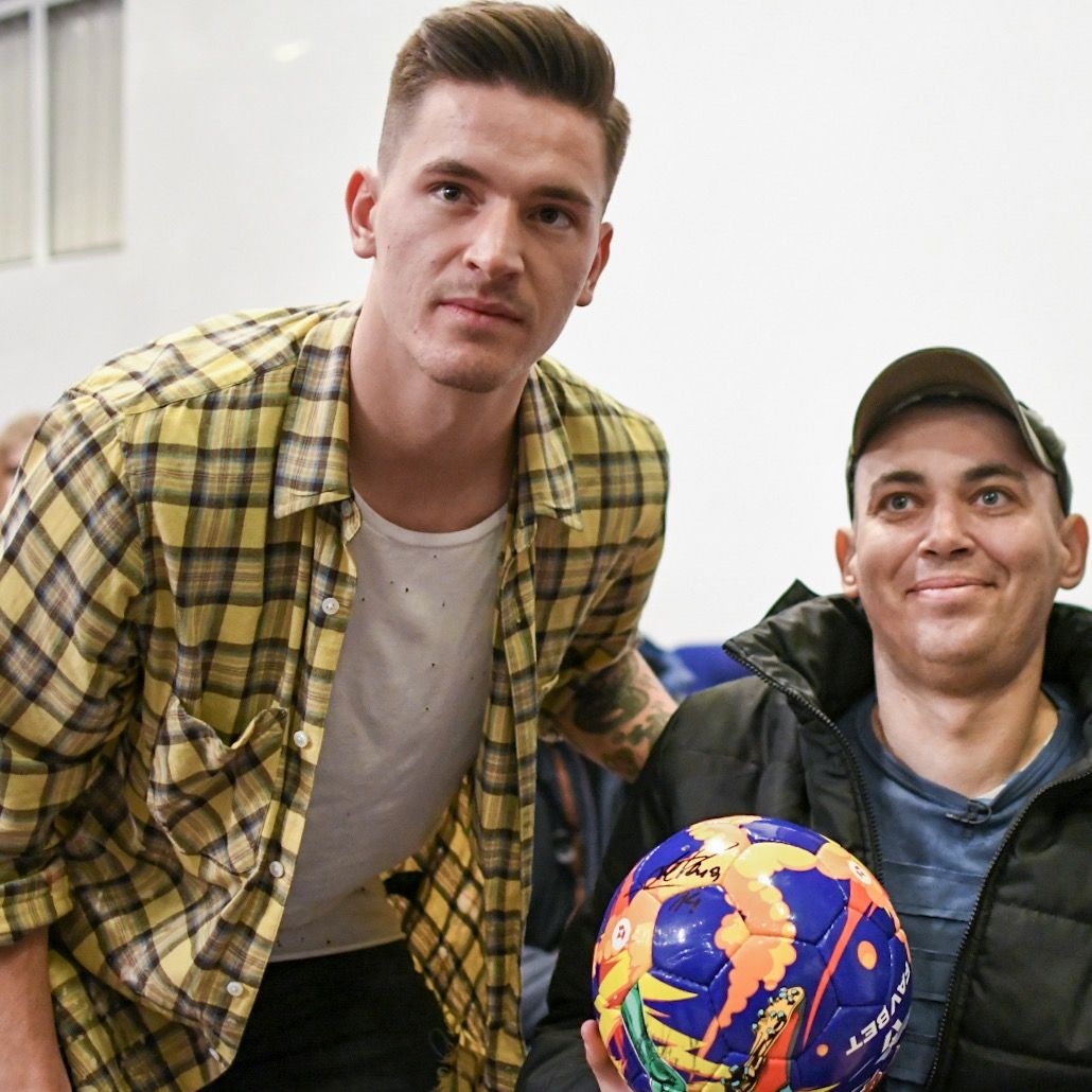 Benjamin Verbic and Carlos de Pena meet supporters at Dynamo Stadium