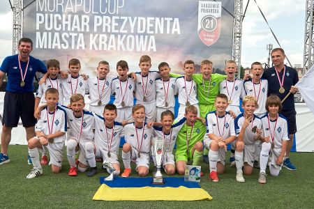 Dynamo U-11 defeat Manchester United and win Murapol Cup!