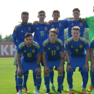 Ukraine U-19 with four Dynamo players qualify for Euro-2018 elite round