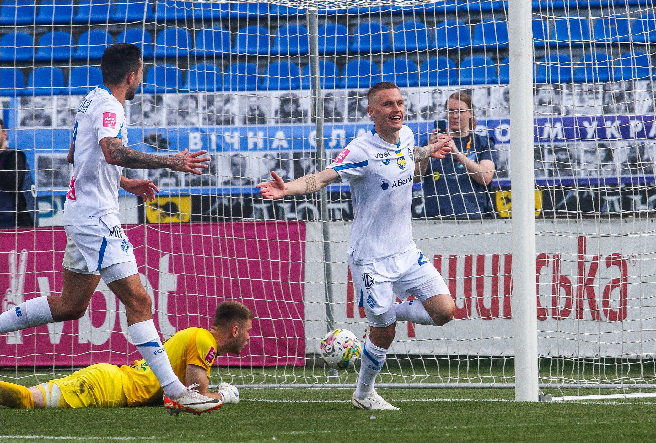 Vitalii Buialskyi scores his 60th UPL goal