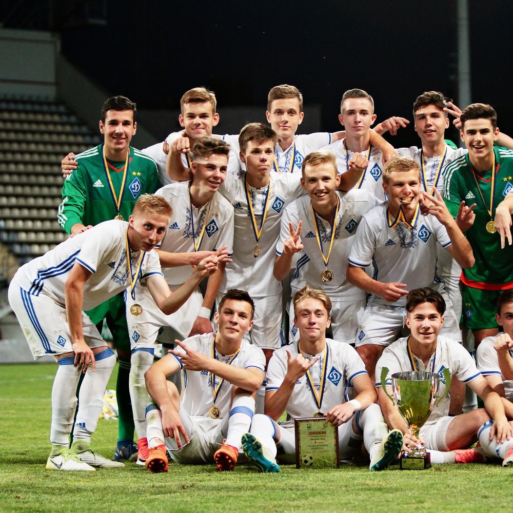 «Динамо» U-16 – чемпіон ДЮФЛУ сезону 2016/2017!